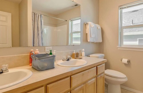 Hillsboro Casa | Experience modern comfort and convenience in the heart of Hillsboro at this 3BR 2.5BA private home