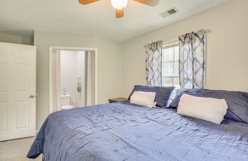 Little River Casa | Charming Little River House < 7 Mi to Beach!
