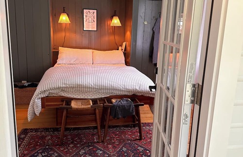 North Hero Cabaña | Pear Tree Cottage - North Hero Waterfront Property