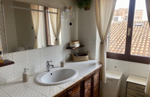 Sassari Apartamento | Apartment 'Albore Guest House' with Wi-Fi and Air Conditioning