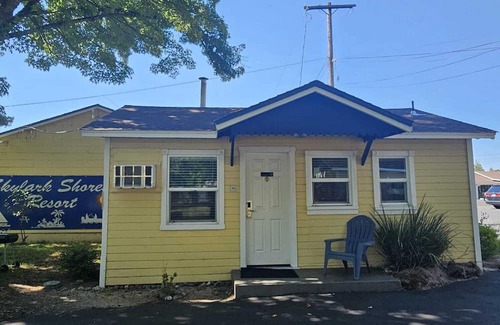 Lakeport Cabina | Cabin with 1 Bedroom and Kitchen