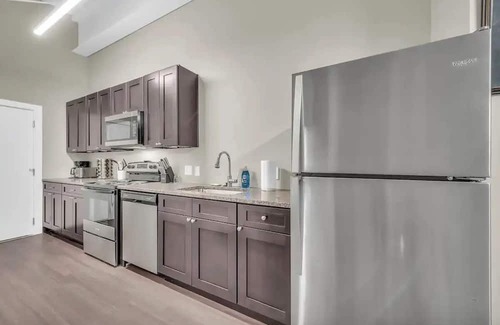 Waldron Apartamento | Contemporary Loft Close to Airport Fast Wi-Fi