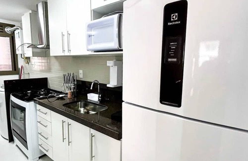 Vila Velha Apartamento | Spacious 3-bedroom apartment with WiFi, fitness room in beautiful Praia da Costa