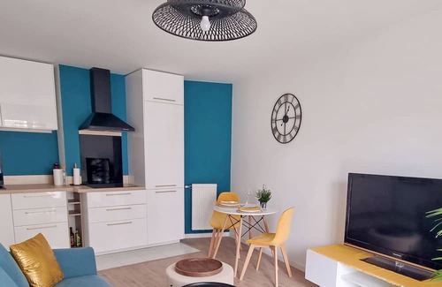 Yerres Apartamento | Ideal apartment for holidaymakers and professionals. 25min from Paris by RER
