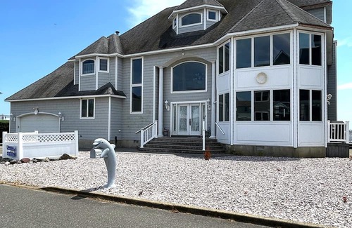 South Seaside Park Casa | Water Front Spacious 5-bedroom house with WiFi, AC in beautiful Seaside Park