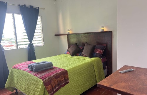 San Salvador Apartamento | Cuarto con Baño Completo