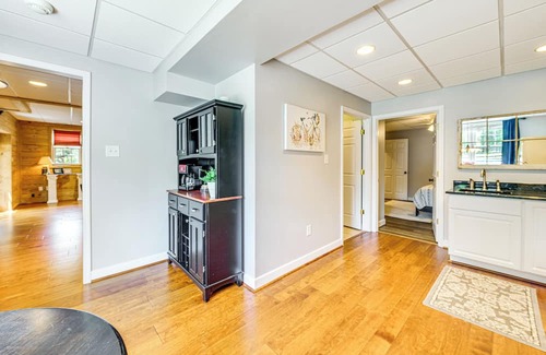 Louisa Casa | Cozy Louisa Escape w/Patio + Pool Access!