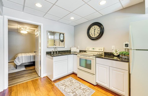 Louisa Casa | Cozy Louisa Escape w/Patio + Pool Access!