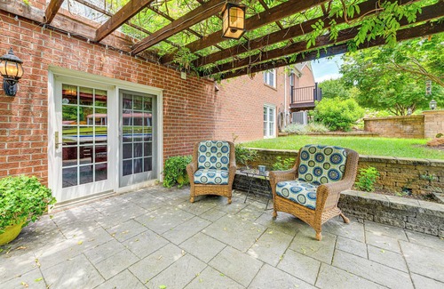 Louisa Casa | Cozy Louisa Escape w/Patio + Pool Access!