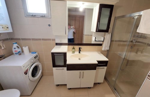 Karsiyaka Apartamento | 42 Reviews-4.95/5-Full Flat on Central Shopping Street-2 Units AC-Fast Wifi