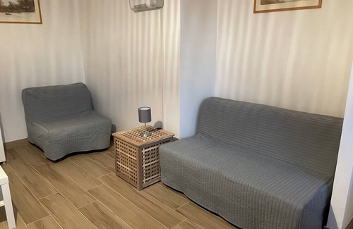 Tarquinia Apartamento | APARTMENT IN VILLA IN FRONT OF THE SEA