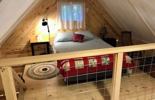 North Grenville Cabina | Cabin in the Forest
