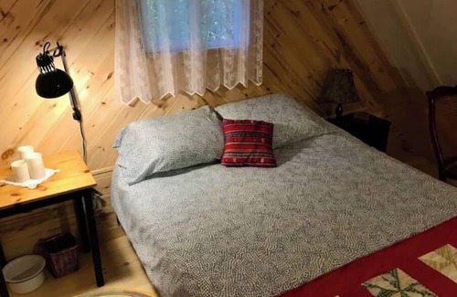 North Grenville Cabina | Cabin in the Forest