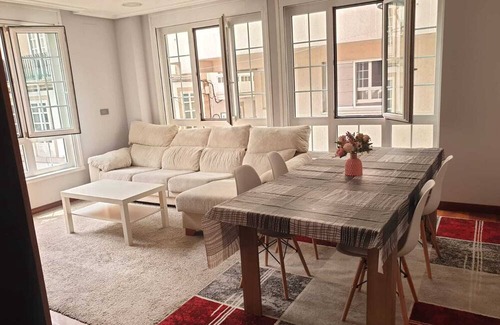 La Coruna Old Town Condominio | Se Alquila Precioso Piso Moderno y Funcional en Pleno Centro de A Coruña