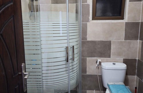 Al Jubeiha Apartamento | New Modern and Fully Furnished Studio Near University Of Jordan
