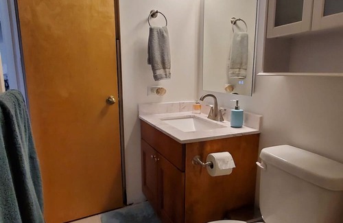 Mokuleia Apartamento | North Shore Ocean and Mountain Views Steps to Aweoweo Beach Park Pet friendly