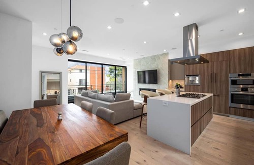 Venice Villa | Penmar Modern - Modern Architectural Home in the Heart of Venice