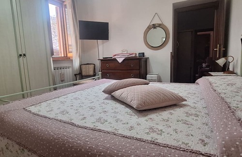 Eggi Casa | Casa Ausonia 5 minutes from Spoleto, Guesthouse in quiet medieval village