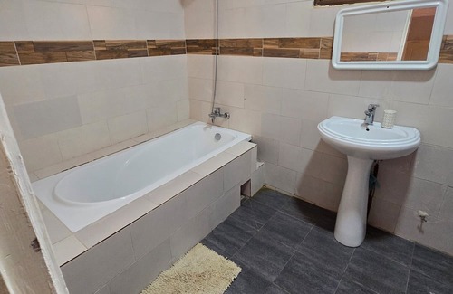 Manjai Kunda Apartamento | Serenity Escape in Serrekunda