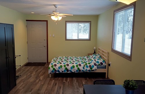 Likely Cabina | Cozy cabin at Cedar Creek , Likely BC