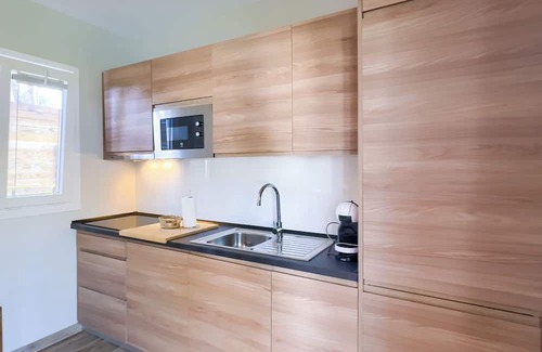 Chiclana de la Frontera Complejo | Property In A Holiday Village 'Villa Pinar Del Novo' with Private Pool, Wi-Fi and Air Conditioning