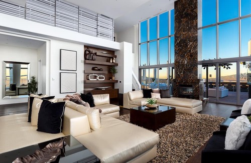 Las Vegas Condominio | $20 Million Entire 59th Floor VEGAS Palms VILLA