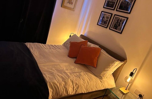 Barnsley Apartamento | Renovated modern apartment minutes from M1 and town centre