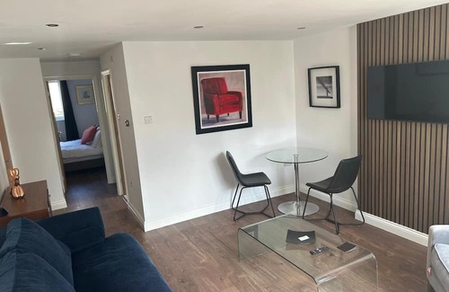 Barnsley Apartamento | Renovated modern apartment minutes from M1 and town centre