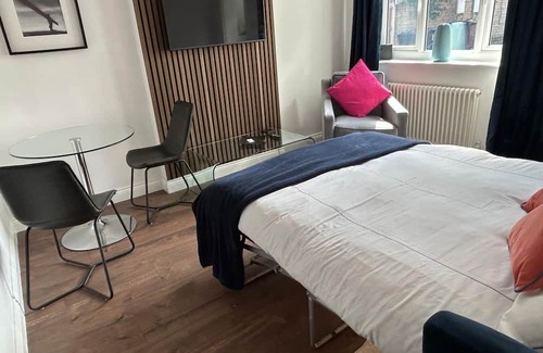 Barnsley Apartamento | Renovated modern apartment minutes from M1 and town centre