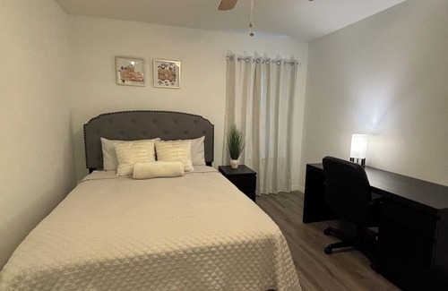St. Cloud Casa | "Experience this Spacious Home with Resort-Style Amenities in St. Cloud, FL!"