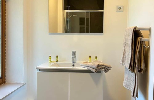 Le Grand Serre Cama Y Desayuno | Vrbo Property