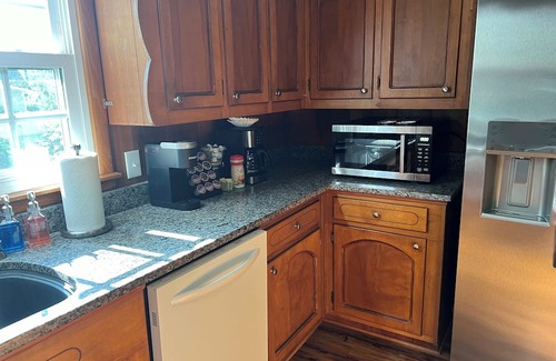 Arab Casa | Spacious 4 bedroom 3 fullbath home <10 mi to Guntersville Lake, 20 mi to Cullman