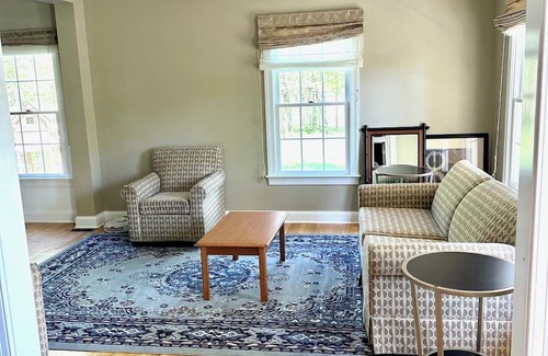 Hudson Casa | Spacious 6-bedroom house in charming Hudson