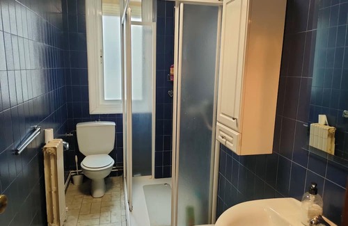 Romareda Casa | Tranquil 4-bedroom apartment with WiFi in Zaragoza