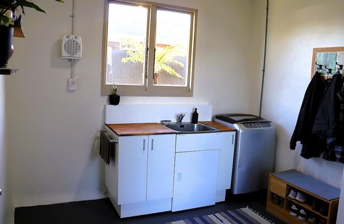 Waimate Casa | Private & comfortable guest space
