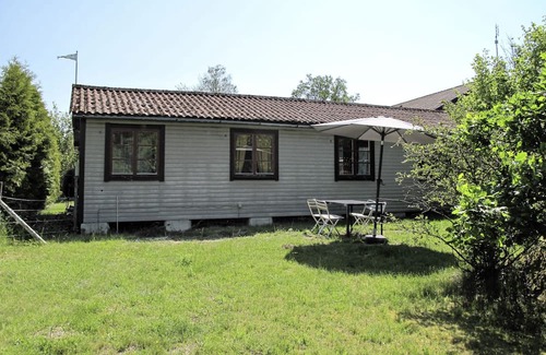 Asarum Casa | Hoka Stugan by Interhome