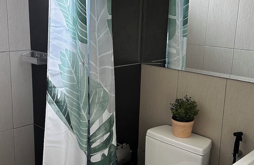 Cyberjaya Casa | Self Check in Homestay Room 3, Y5 Netflix Parking Coway