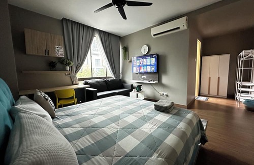 Cyberjaya Casa | Self Check in Homestay Room 2, Y5 Netflix Parking Coway