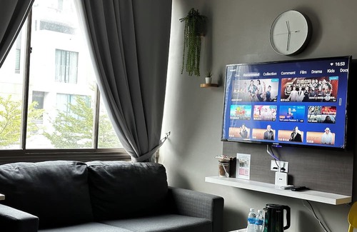 Cyberjaya Casa | Self Check in Homestay Room 2, Y5 Netflix Parking Coway