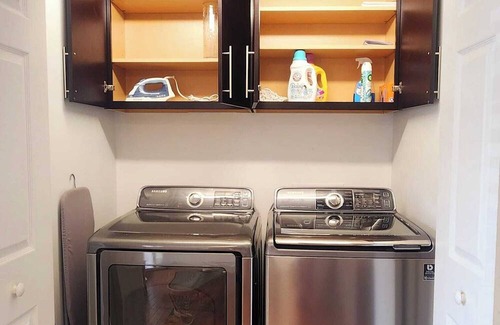 Suwanee Casa | 2 bedroom chic private loft in Suwanee