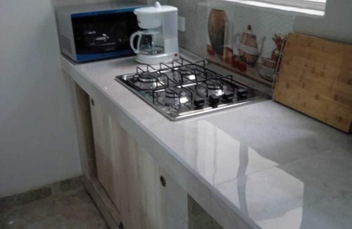 Cali Cama Y Desayuno | Lovely bed & breakfast with WiFi in Cali for one guest only.