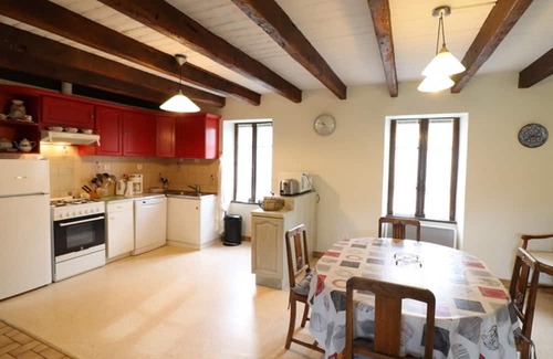 Le Rouget-Pers Cabaña | Gite Le Rouget-Pers-Pers, 3 bedrooms, 8 persons
