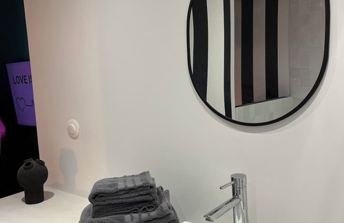 Villefranche-sur-Saone Apartamento | Loveroom Centre Ville