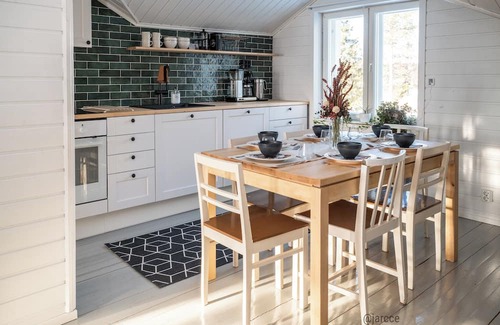 Ranua Apartamento | Family-sized 2nd floor apartment in the peace of nature. Pet-friendly!