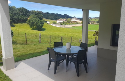 Ribadesella Chalet De Esquí | Casa Cima with stunning views of Ribadesella and surroundings.