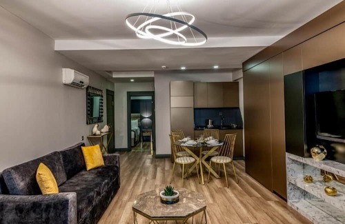 Sisli Apartamento | A Palace Suites - One-Bedroom Suite 2