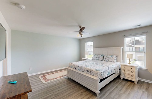 Moncks Corner Casa | Charming townhome with patio, W/D, central AC & pool