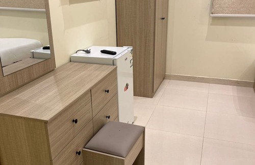 Mecca Casa | Cozy 2-bedroom hotel with WiFi, AC in beautiful Makkah
