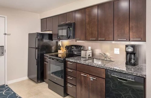 Las Vegas Complejo | Club Wyndham Desert Blue 10/17-10/20 1 Bedroom Deluxe, full kitchen