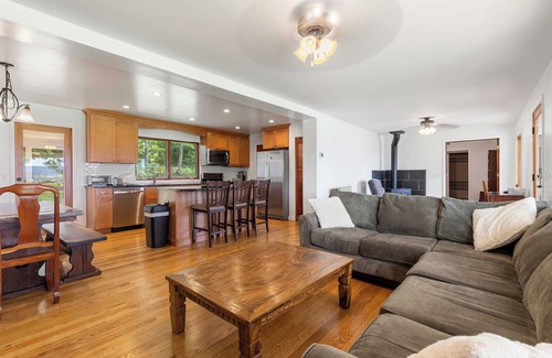 Blacksburg Casa | Buckshot Hokie Retreat